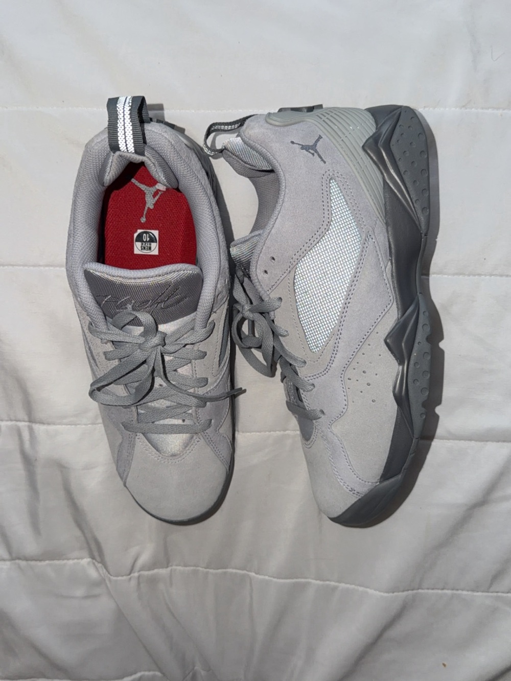Jordan Men's size 10 wolf gray shoes